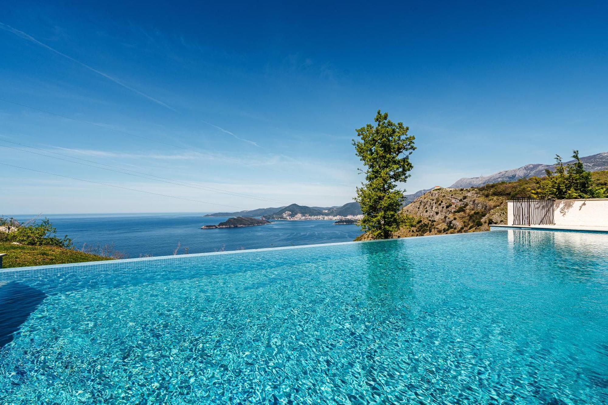 Monte Living By In * Denasi